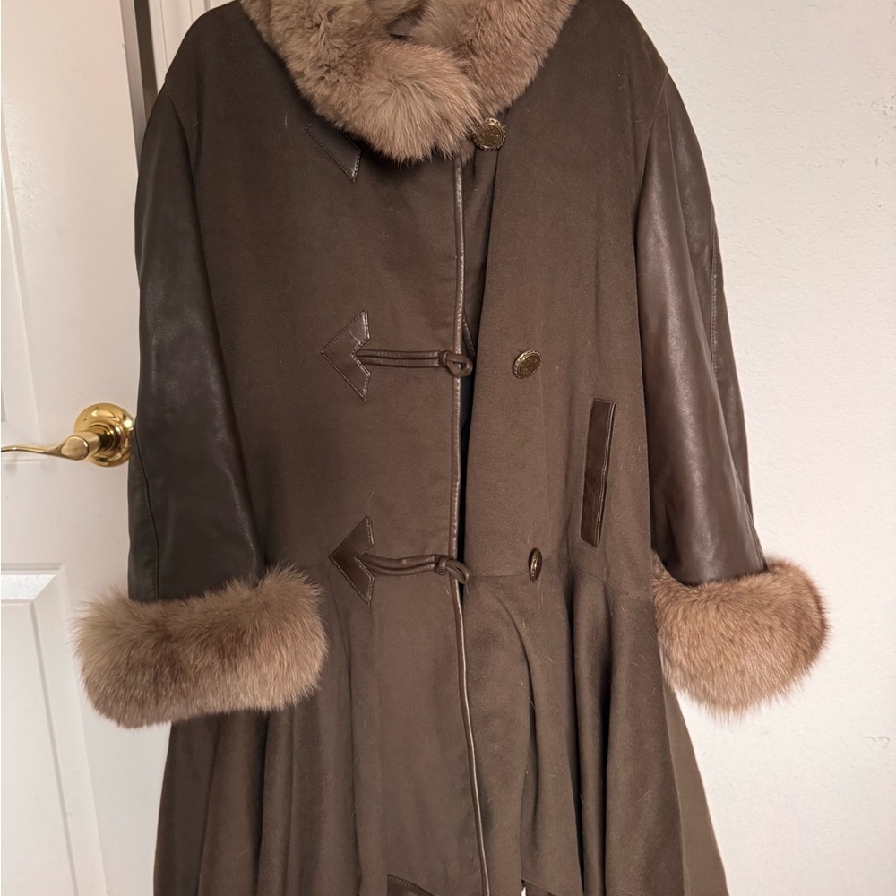 70’s Vintage French Jean Pecarel Brown Fur-Trimmed Coat with leather